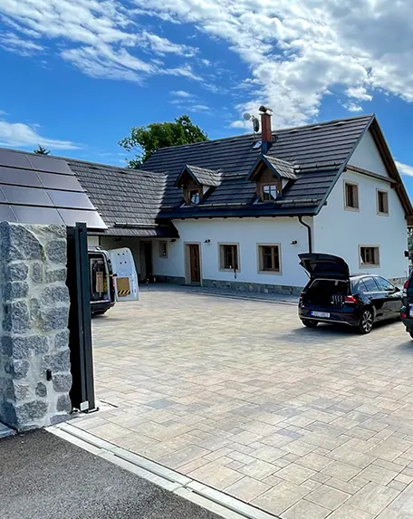 Solinteg 50kW Hybrid Inverter Powers Up a Czech Home